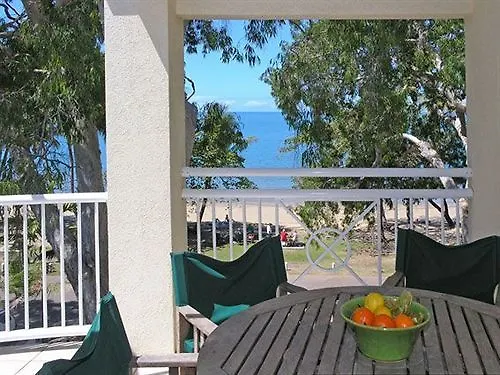 Coral Horizons - Beachfront Apartments Palm Cove Aparthotel
